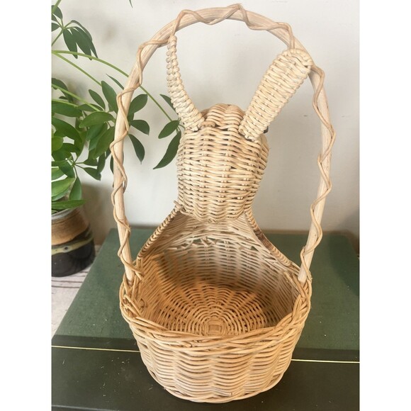 Vintage 1980’s Bunny Rabbit Shaped Wicker Basket Easter Handle Spring Home Decor - Picture 5 of 8